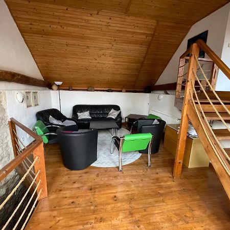 Keramicky A Vytvarny Atelier Konesin Bagian luar foto